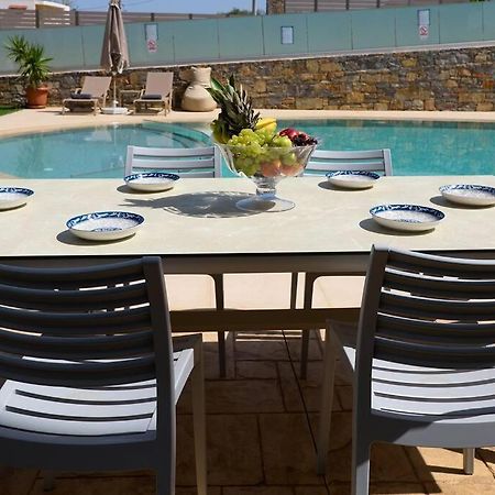 Superior Family Apartment W/Pool Dining Area Stavromenos Exterior photo