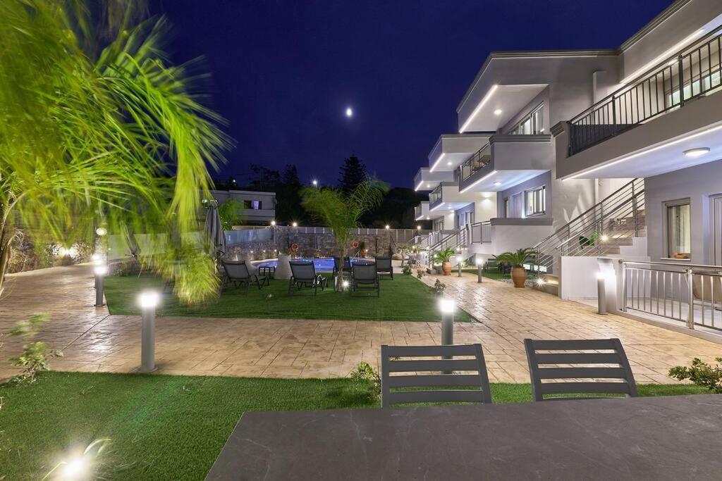 Superior Family Apartment W/Pool Dining Area Stavromenos Exterior photo